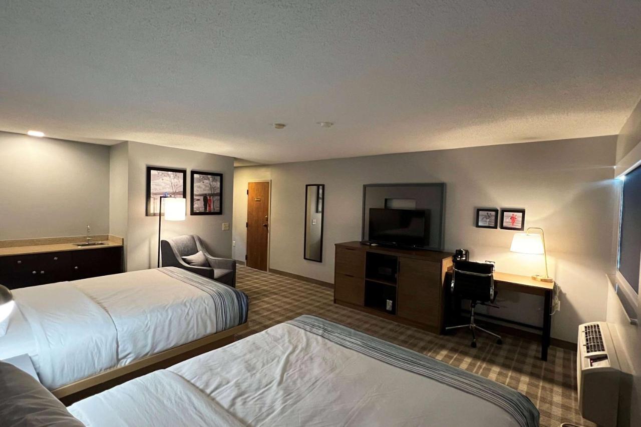 Americinn By Wyndham Marshfield Kültér fotó