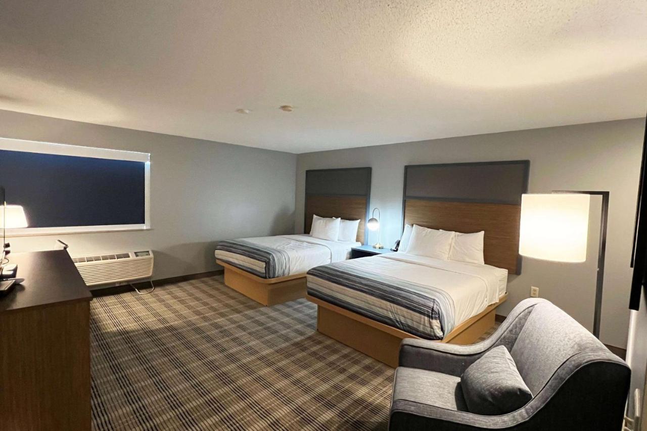 Americinn By Wyndham Marshfield Kültér fotó
