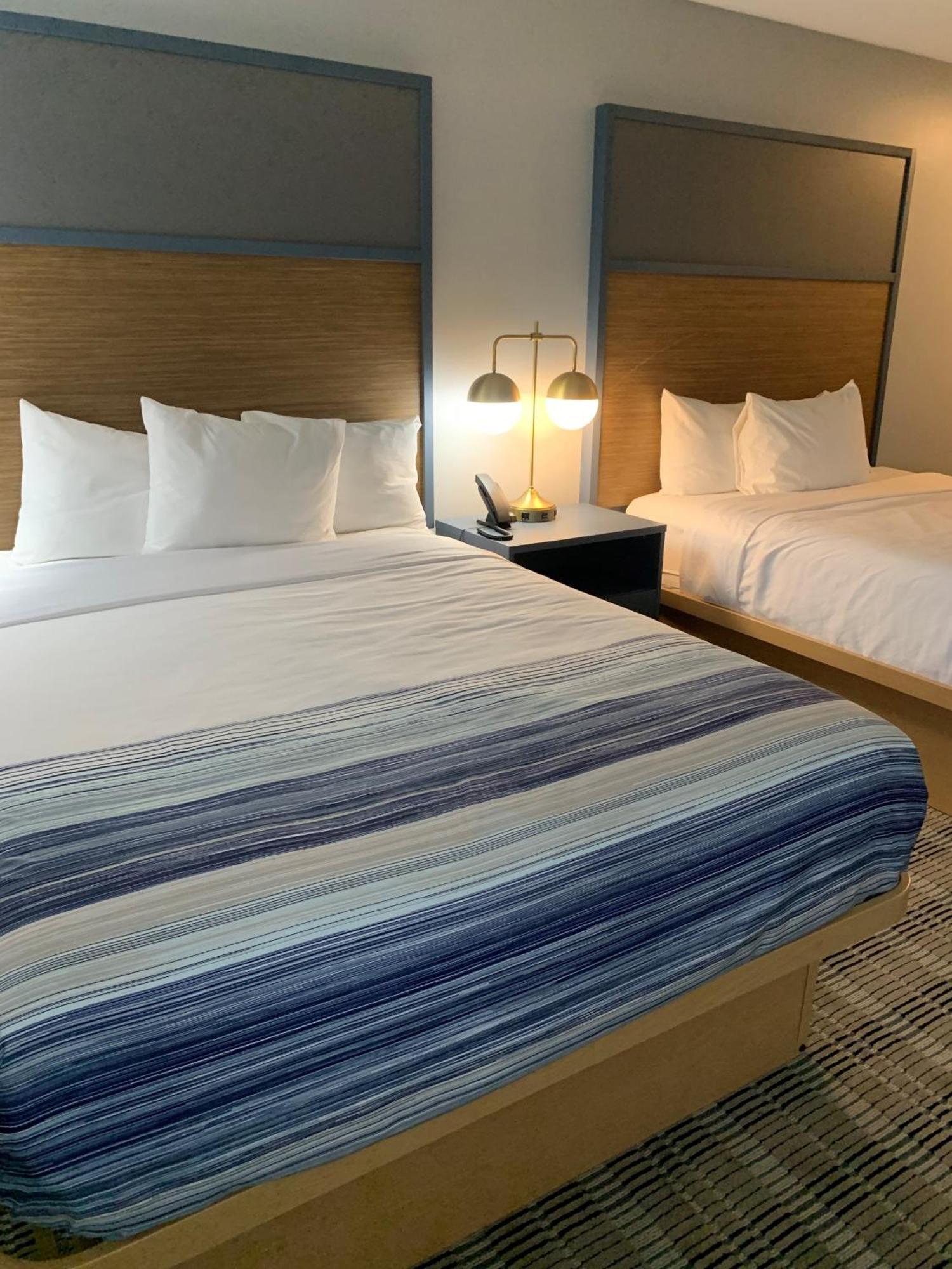 Americinn By Wyndham Marshfield Kültér fotó