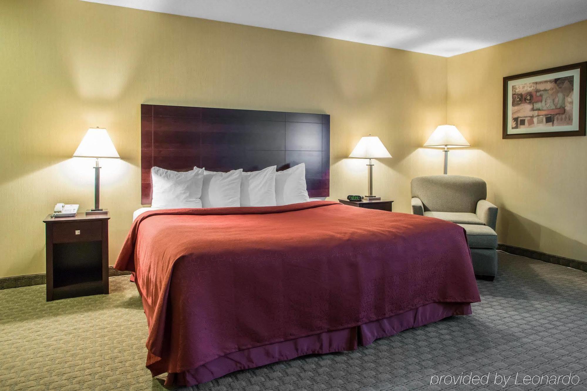 Americinn By Wyndham Marshfield Kültér fotó