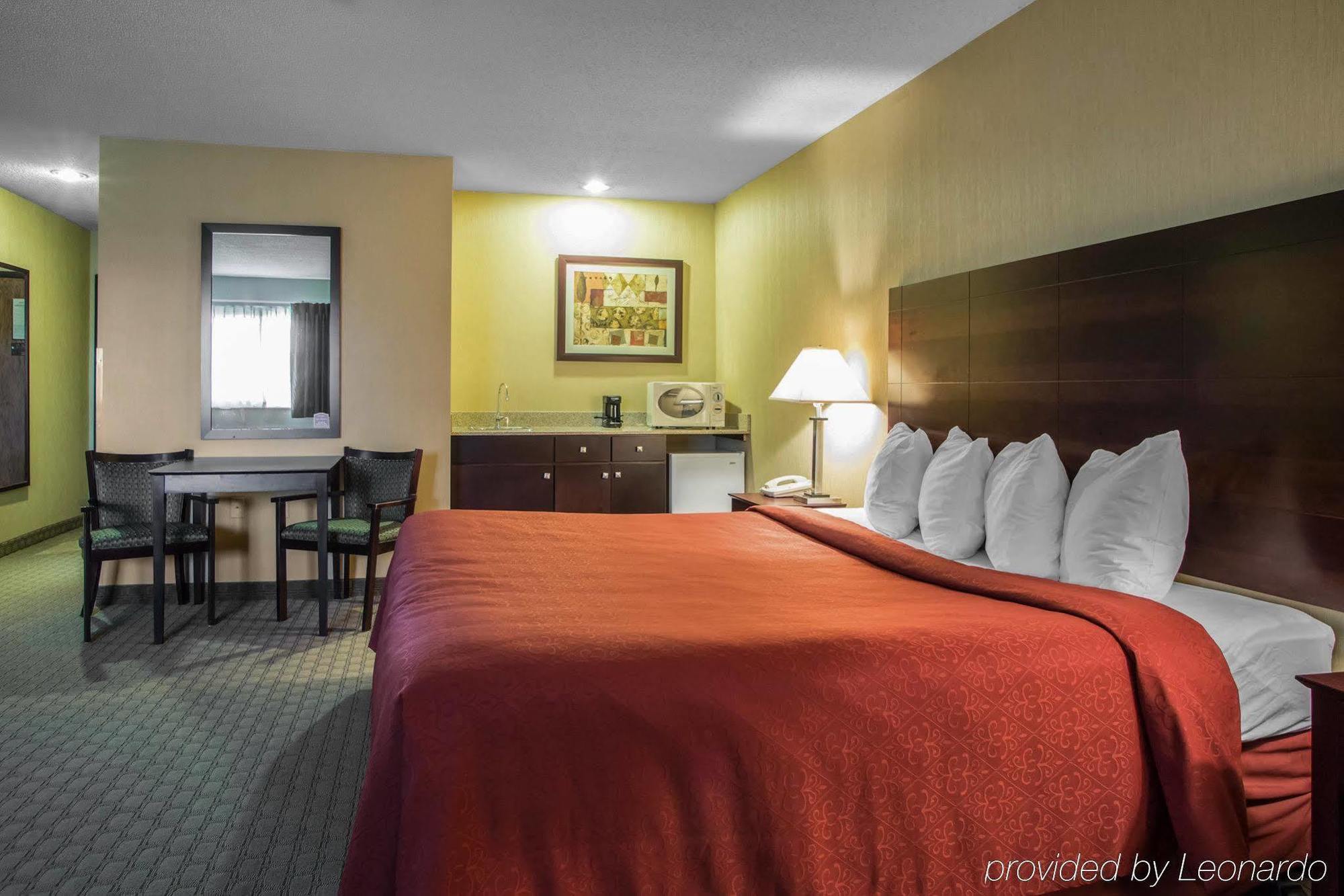 Americinn By Wyndham Marshfield Kültér fotó