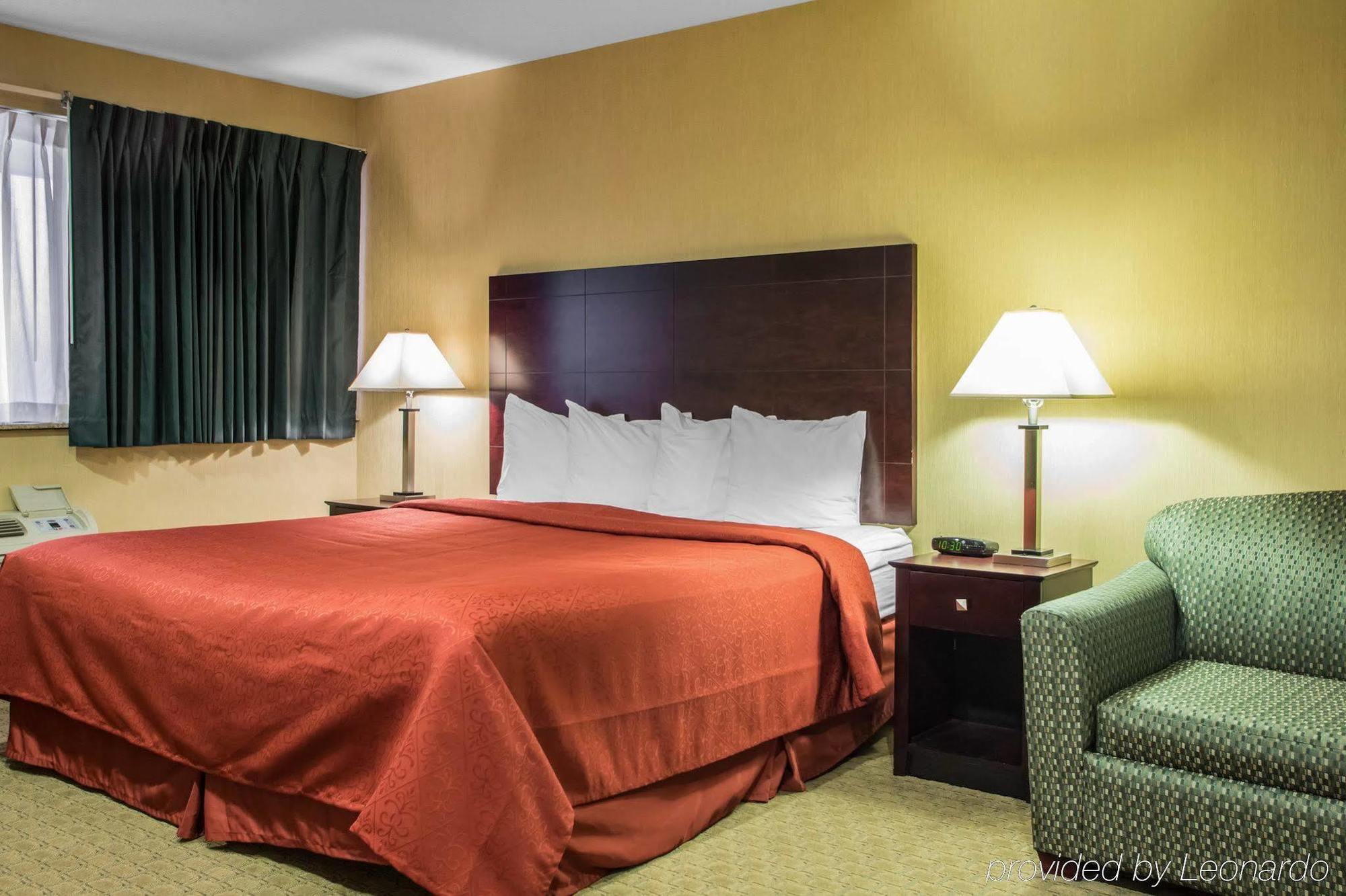 Americinn By Wyndham Marshfield Kültér fotó