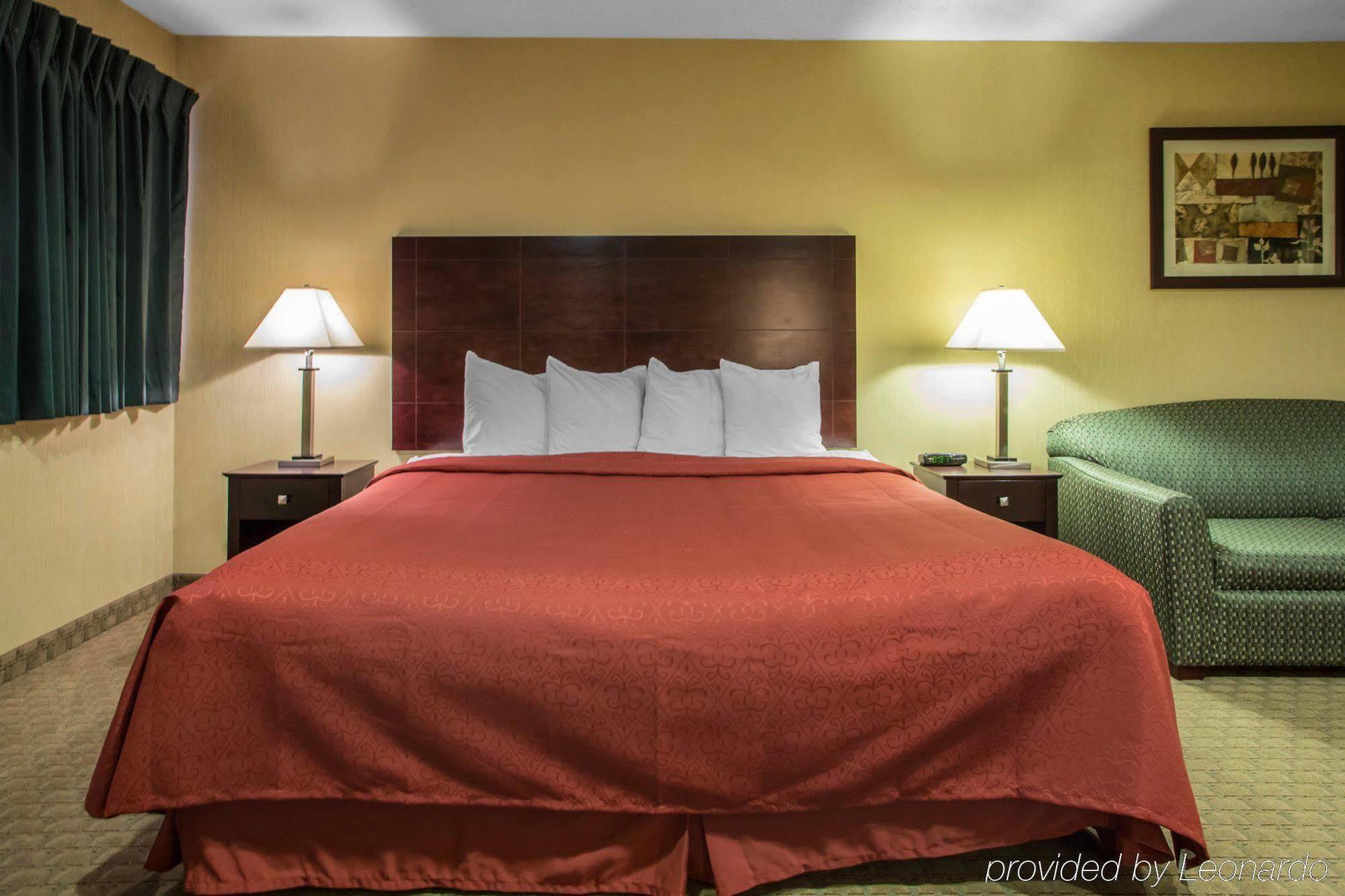 Americinn By Wyndham Marshfield Kültér fotó